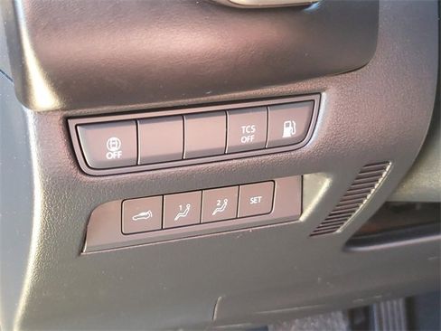 Used 2025 MAZDA CX-50 AWD 2.5 Hybrid w/ Premium Pkg image 22