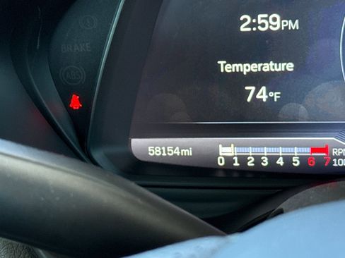 Used 2021 Cadillac CT4 V w/ Technology Package image 35