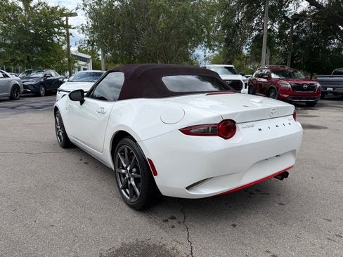 Used 2018 MAZDA MX-5 Miata Grand Touring RWD image 4