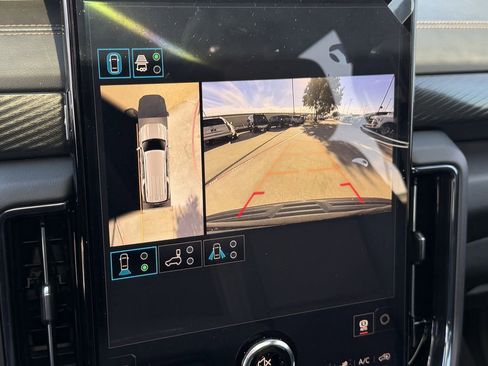 New 2026 GMC Yukon XL AT4 w/ AT4 Premium Package image 14