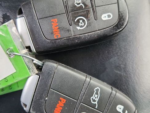 Used 2022 Dodge Durango R/T w/ Tow 'N Go Package image 30