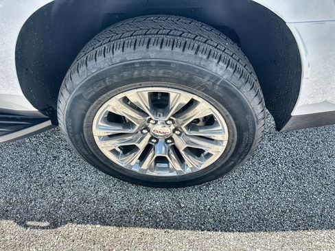 New 2026 GMC Yukon XL Denali RWD image 12