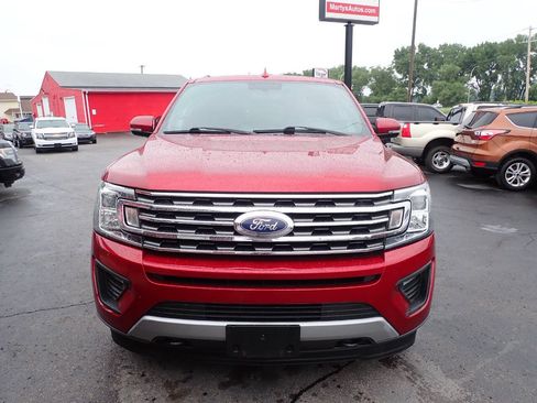 Used 2019 Ford Expedition XLT w/ Equipment Group 202A AWD/4WD image 2