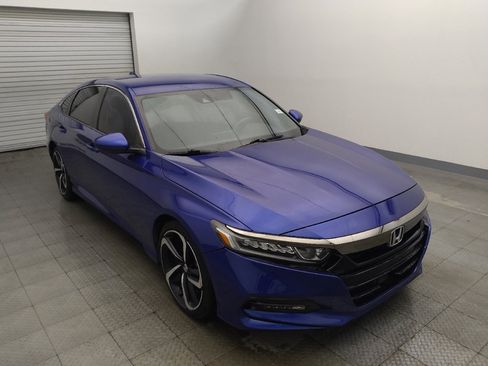 Used 2018 Honda Accord Sport image 13