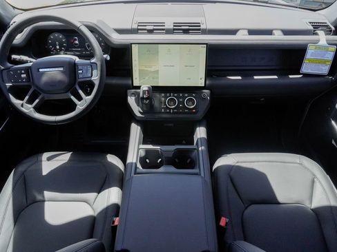 New 2026 Land Rover Defender 110 X-Dynamic SE AWD/4WD image 9