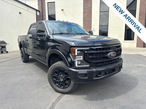Used 2022 Ford F350 Lariat w/ Tremor Off-Road Package AWD/4WD image 1