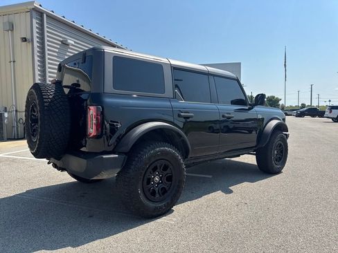 Used 2024 Ford Bronco Wildtrak image 5