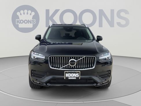 Used 2021 Volvo XC90 T5 Momentum w/ Climate Package AWD/4WD image 4