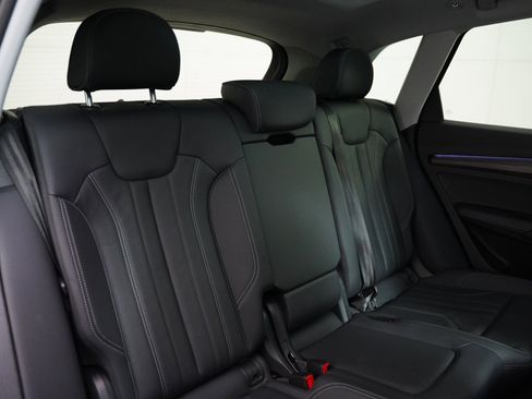 Certified 2025 Audi Q5 2.0T Premium Plus w/ Premium Plus Package image 14