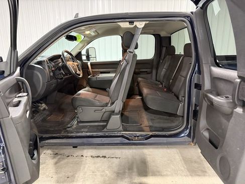 Used 2010 GMC Sierra 2500 SLE image 28