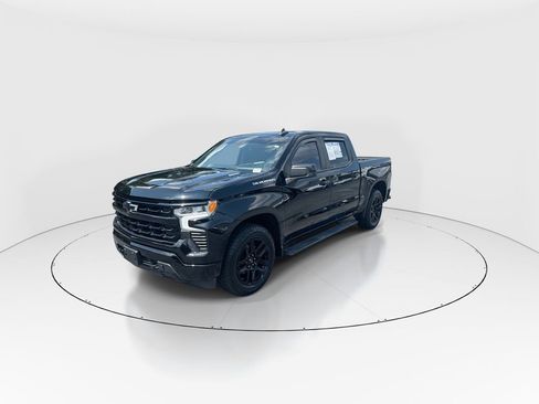 Used 2023 Chevrolet Silverado 1500 RST RWD image 4