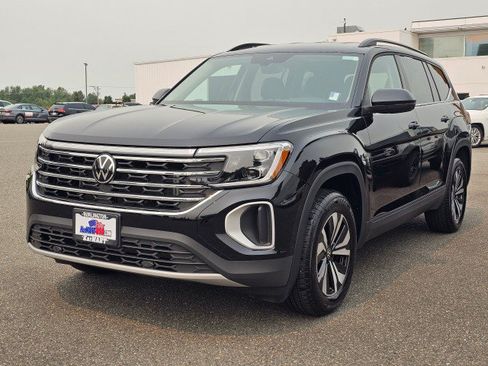 Used 2025 Volkswagen Atlas SE AWD/4WD image 7
