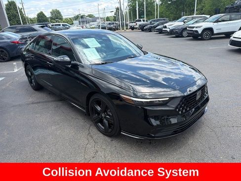 Used 2024 Honda Accord Sport image 8