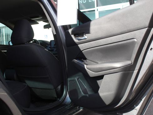Used 2021 Nissan Altima 2.5 SV FWD image 19