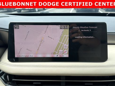 Used 2025 INFINITI QX60 Luxe w/ Vision Package FWD image 18