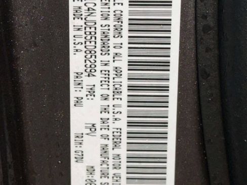 Used 2014 Jeep Compass Latitude image 16