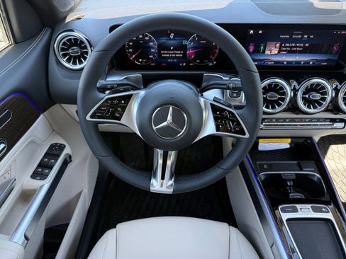 New 2026 Mercedes-Benz GLB 250 4MATIC image 14