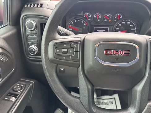 Used 2025 GMC Sierra 1500 Pro w/ Pro Value Package AWD/4WD image 19