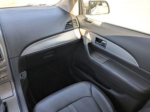 Used 2015 Lincoln MKX FWD image 18