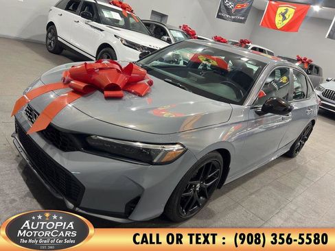 Used 2025 Honda Civic Sport image 2