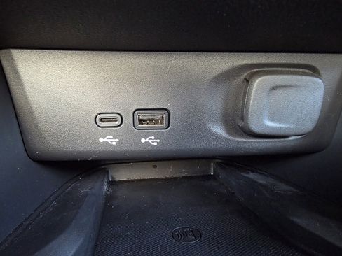 Used 2024 Buick Envista Sport Touring w/ Convenience I Package image 19