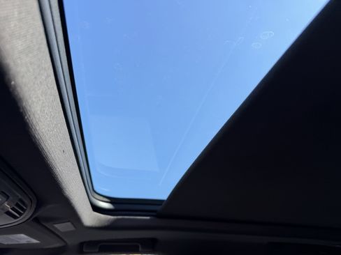 Certified 2025 Cadillac Escalade Premium Luxury w/ Touring Package image 21