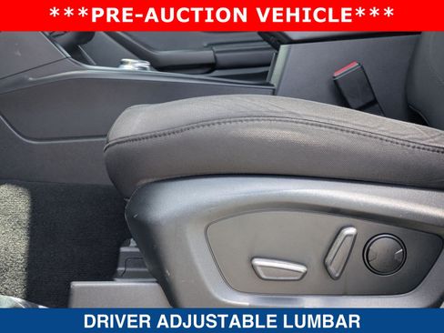 Used 2020 Ford Explorer XLT RWD image 25