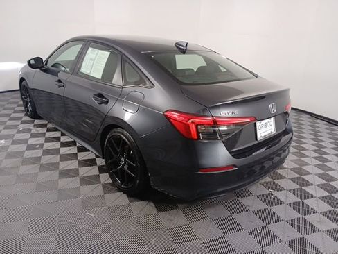 Used 2024 Honda Civic Sport image 5