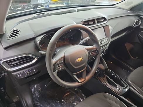 Used 2023 Chevrolet TrailBlazer LT image 15