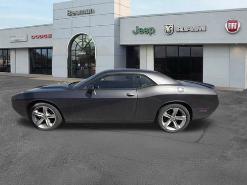 Used 2018 Dodge Challenger SXT w/ Super Sport Group (SS/T) RWD image 2