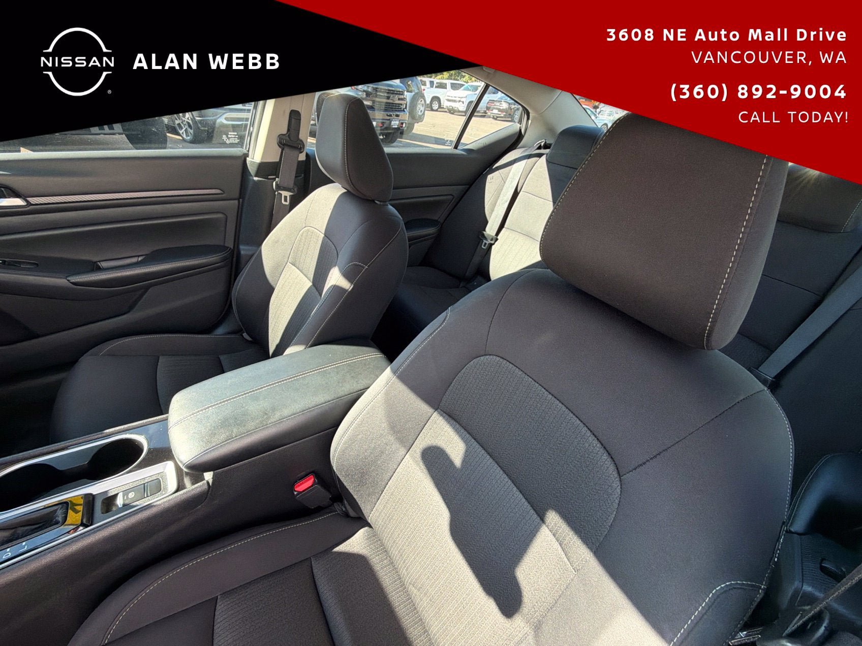 Used 2024 Nissan Altima 2.5 SV AWD/4WD image 11