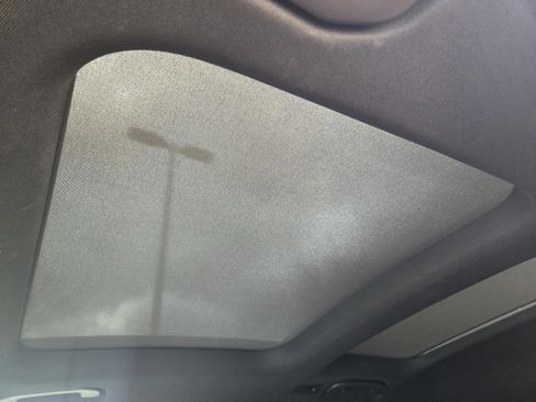 Used 2019 Mercedes-Benz GLC 43 AMG image 29