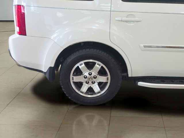 Used 2011 Honda Pilot Touring image 31