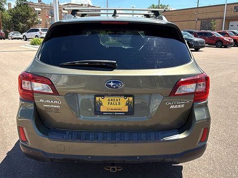 Used 2017 Subaru Outback 2.5i Touring w/ Popular Package #5A AWD/4WD image 6
