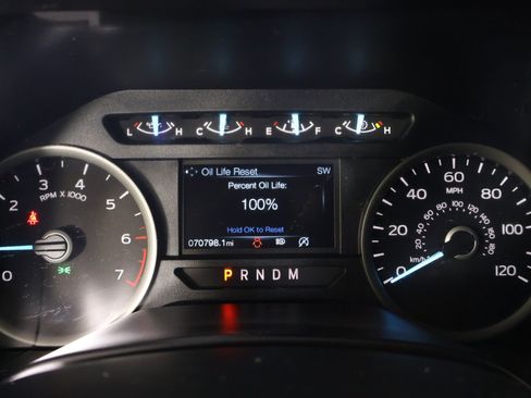 Used 2020 Ford F150 XLT w/ Equipment Group 302A Luxury RWD image 4