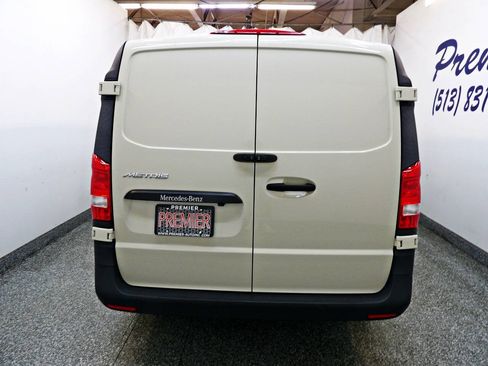 Used 2019 Mercedes-Benz Metris image 6