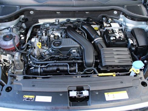 Certified 2024 Volkswagen Taos S image 28