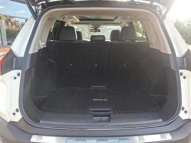 Certified 2023 Nissan Rogue SL w/ SL Premium Package AWD/4WD image 28