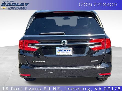 Used 2023 Honda Odyssey Touring image 4