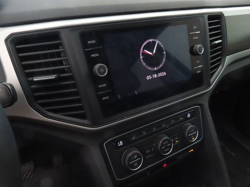 Used 2021 Volkswagen Atlas SE FWD image 16