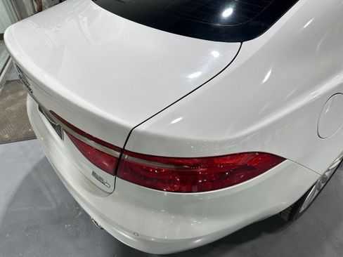 Used 2017 Jaguar XF Prestige AWD/4WD image 19