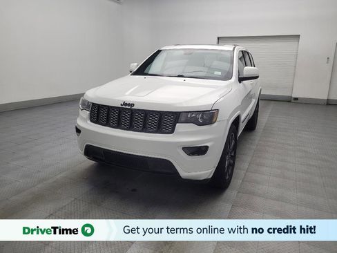 Used 2019 Jeep Grand Cherokee Altitude image 1