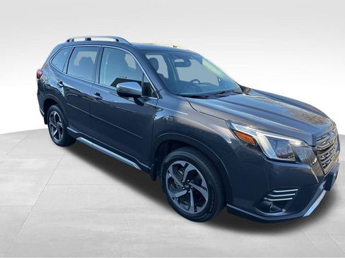 Used 2022 Subaru Forester Touring w/ Popular Package #3 image 4