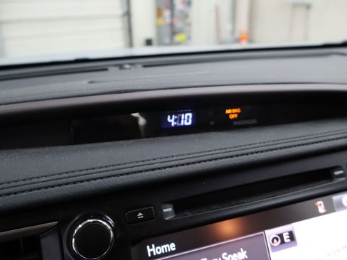 Used 2019 Toyota Highlander Limited Platinum AWD/4WD image 22