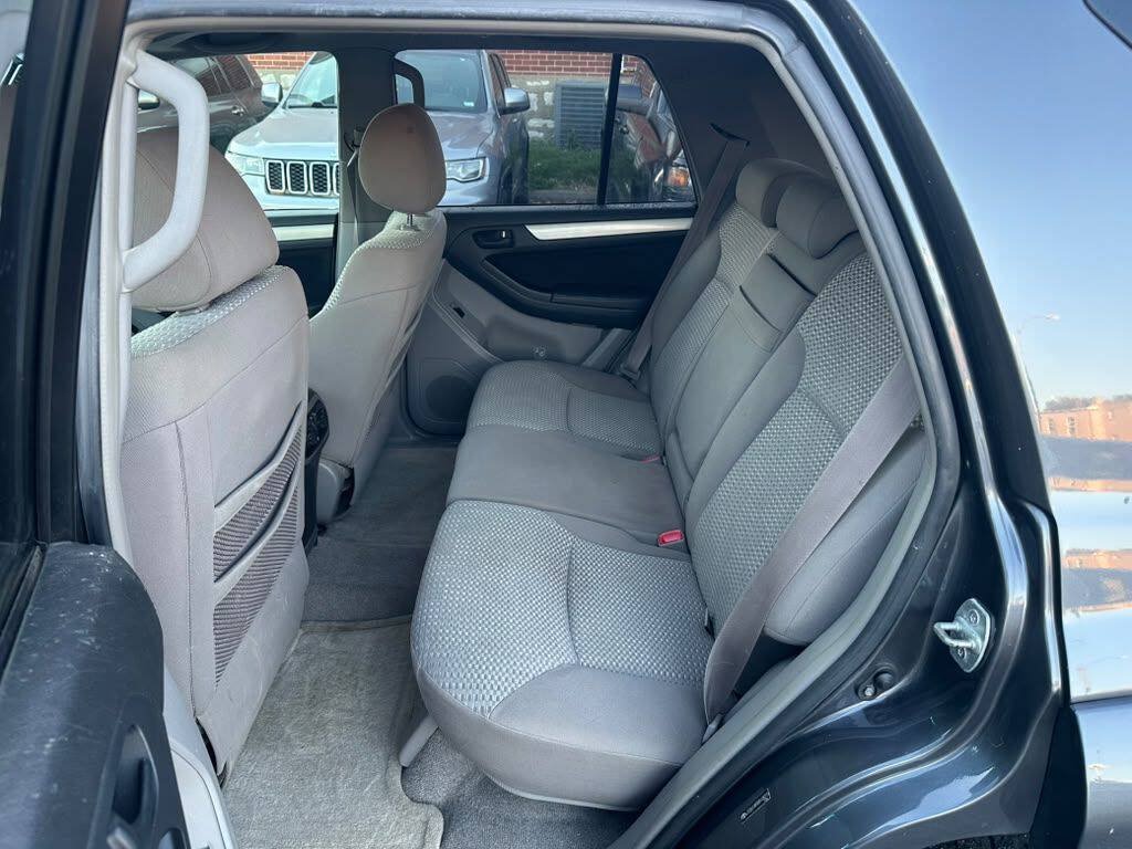Used 2008 Toyota 4Runner SR5 AWD/4WD image 21