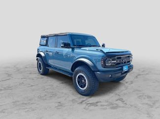 Used 2022 Ford Bronco Outer Banks w/ Sasquatch Package AWD/4WD video 2
