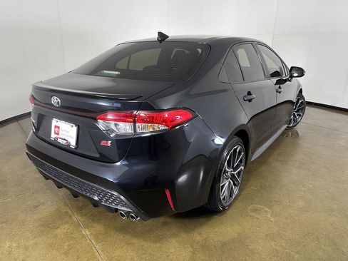 Used 2021 Toyota Corolla SE FWD image 19