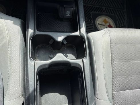 Used 2019 Honda CR-V LX image 39