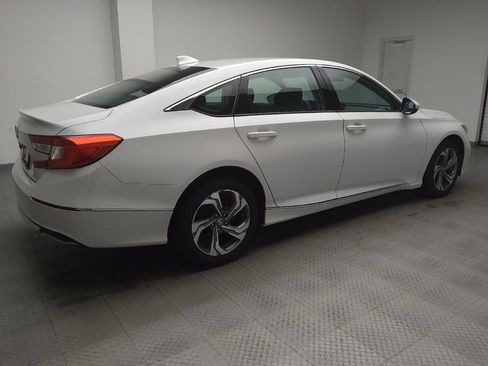 Used 2019 Honda Accord EX image 10