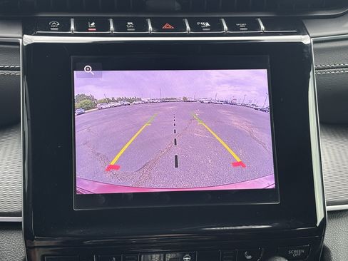 Used 2025 Jeep Grand Cherokee Altitude RWD image 16